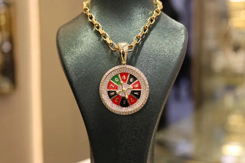 14K Gold Roulette Wheel Pendant Necklace, Casino Jewelry, Gambling Lovers Gift, Roulette Gift, Gift for Her, Gifts for Him, Mens Jewelry