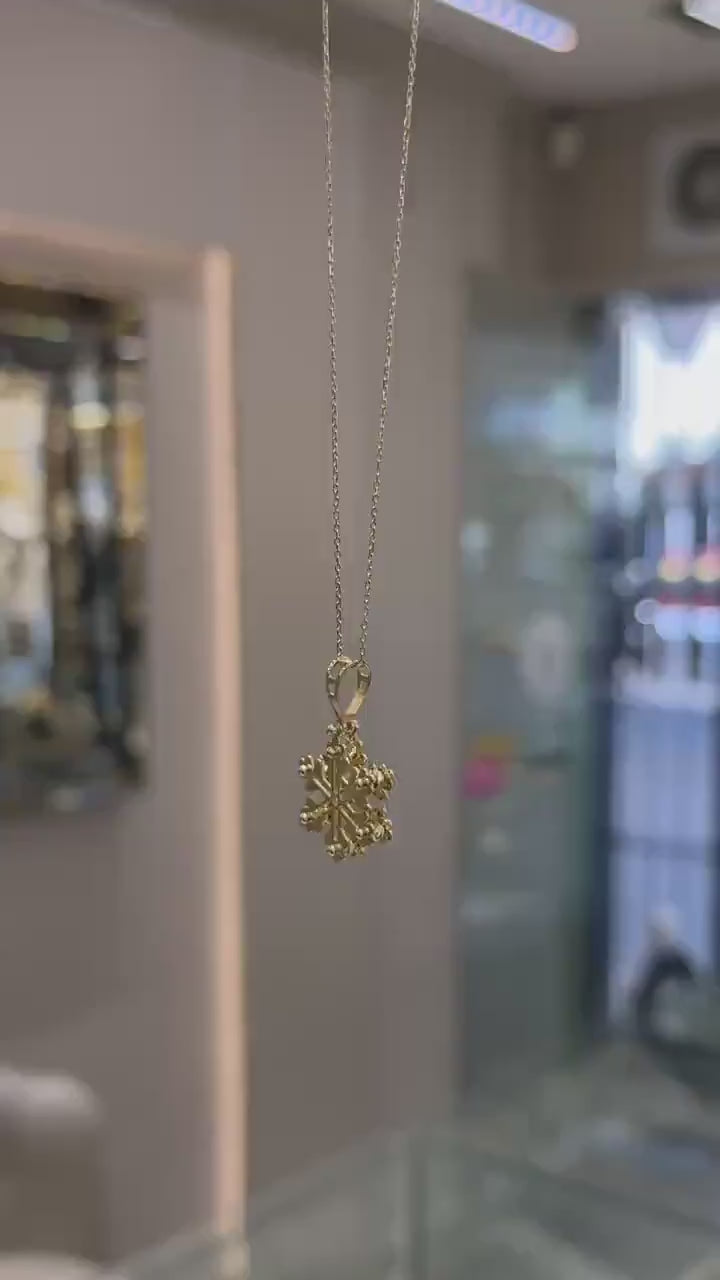 14K Gold Snowflake Necklace, Dainty Snowflake Pendant, Pendant Necklace, Gift for Women, Jewelry For Women, Gift for Her, Minimalist Pendant