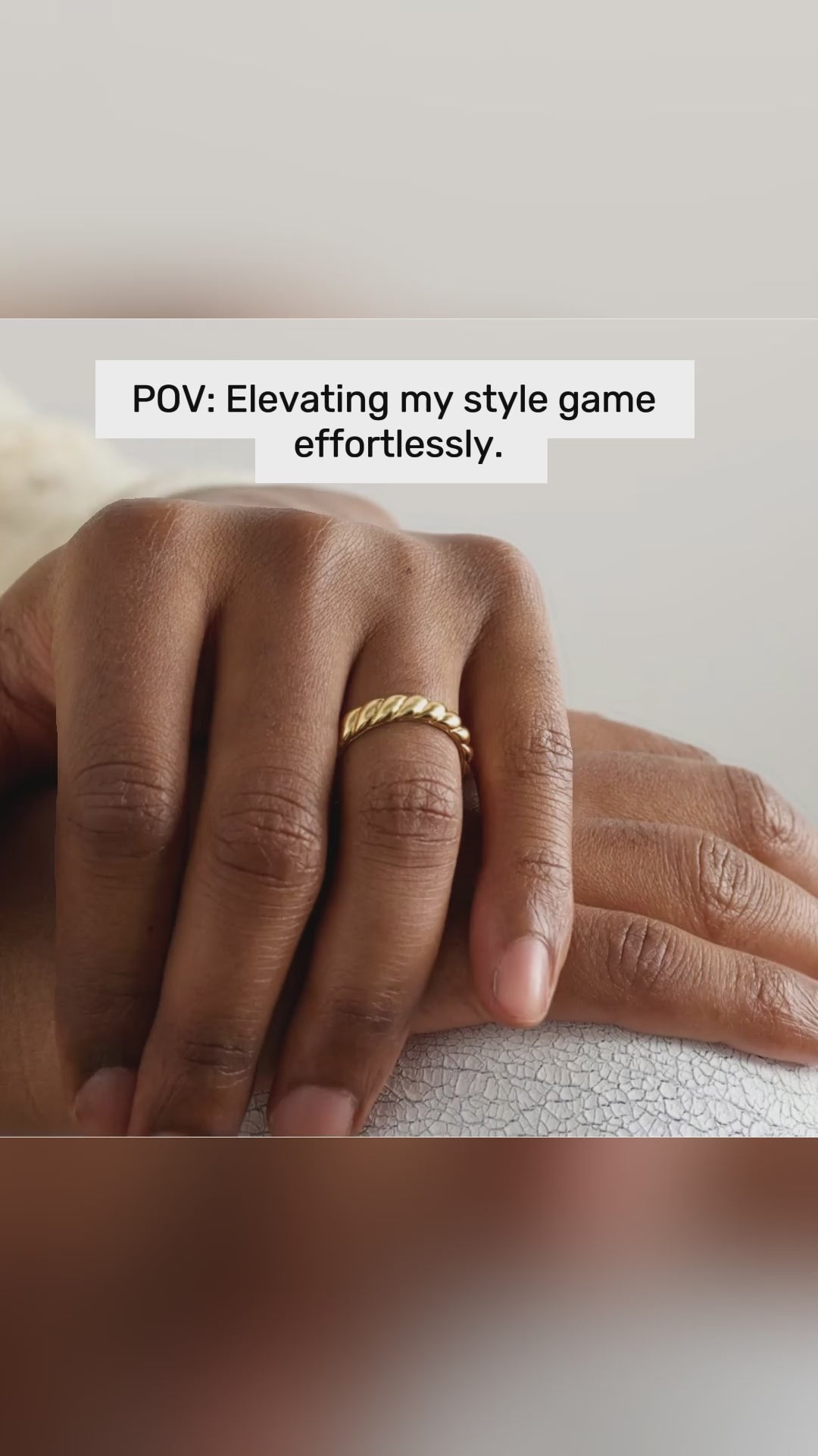 The 18-karat David Yurman 'Cable' ring is inspired by the brand's signature helix design.